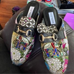 Steve Madden Kandi Tapestry Elephant Embellished Mule Slip ons Mules Size 6M